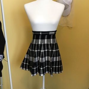 🏁 Plaid Mini Skirt
